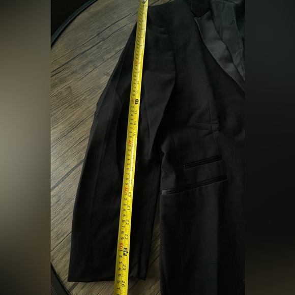 Berragamo o’i Italia Men Jacket Suit - Picture 9 of 9